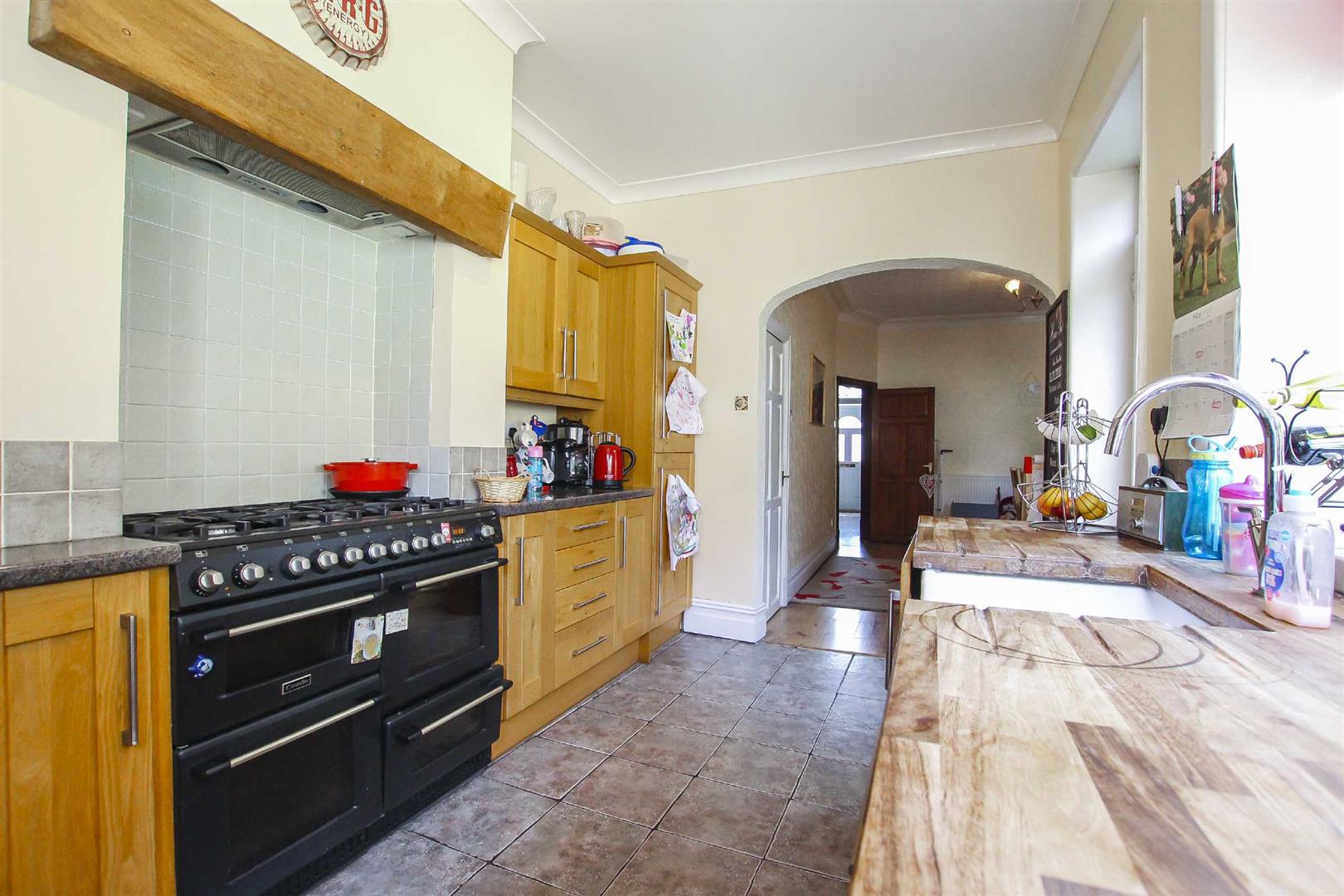 3 Bed Mid Terrace House For Sale - Main Image